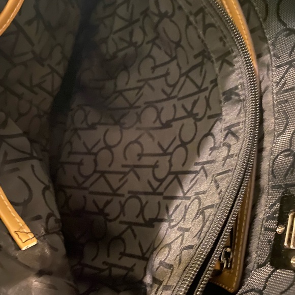 Calvin Klein shoulder bag - Picture 7 of 10